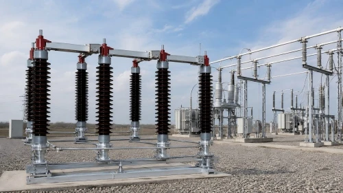 מדוע נעשה שימוש בציוד 126kV במערכת חשמל 110kV?